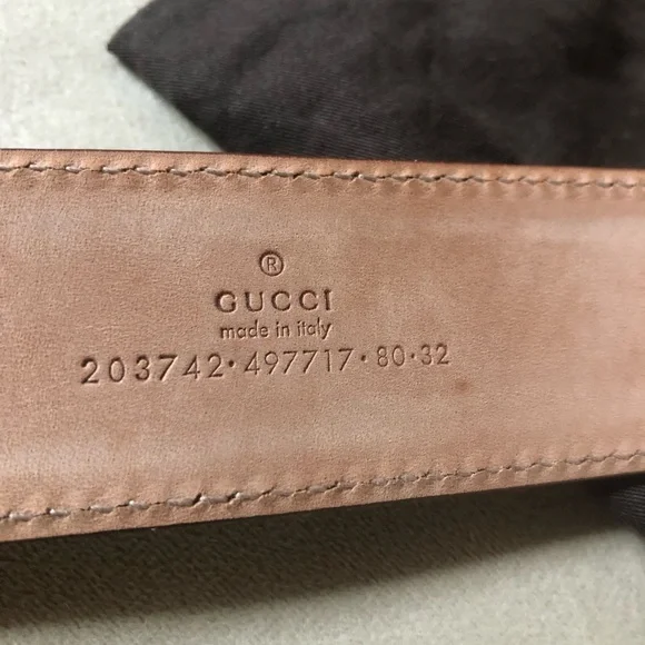 Gucci Bronze Patent Belt - www.jeffharrismusic.com display picture 3